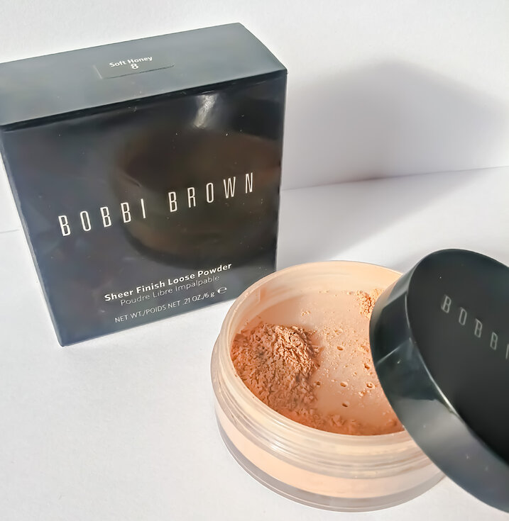 Bobbi Brown Sheer Finish Loose Powder Review