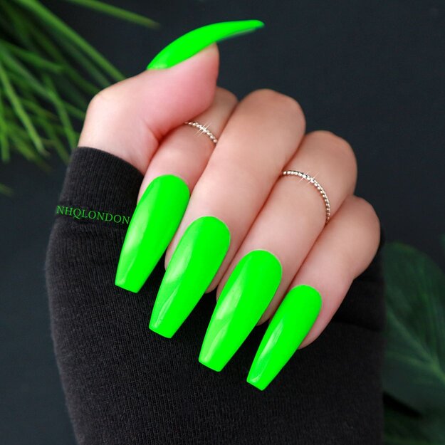 Best Neon Green Nail Polish Review