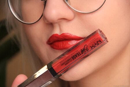 NYX Professional Makeup Slip Tease Full Color Lip Oil Review